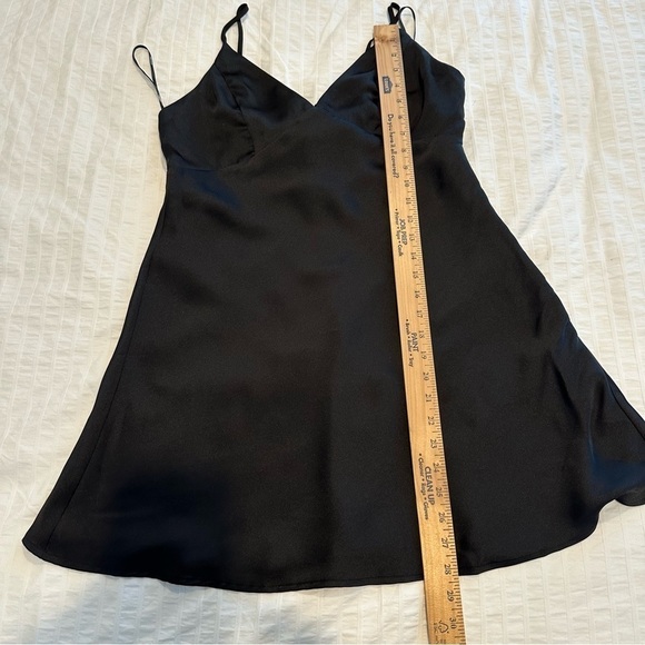 Forever 12 new with tags black satin mini dress - Picture 12 of 16